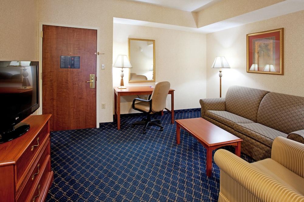 Holiday Inn Express & Suites Orangeburg By Ihg Kültér fotó