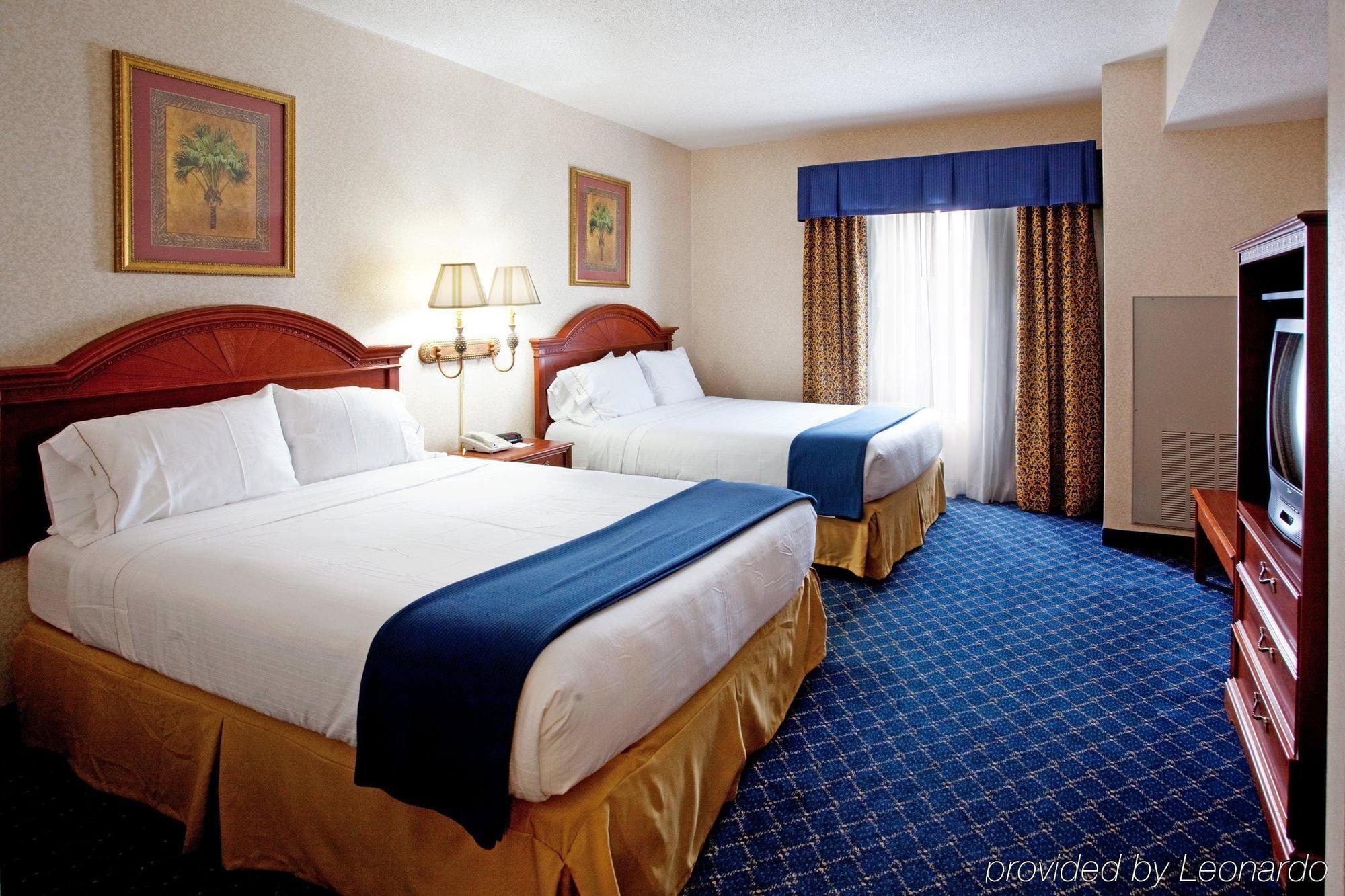 Holiday Inn Express & Suites Orangeburg By Ihg Kültér fotó