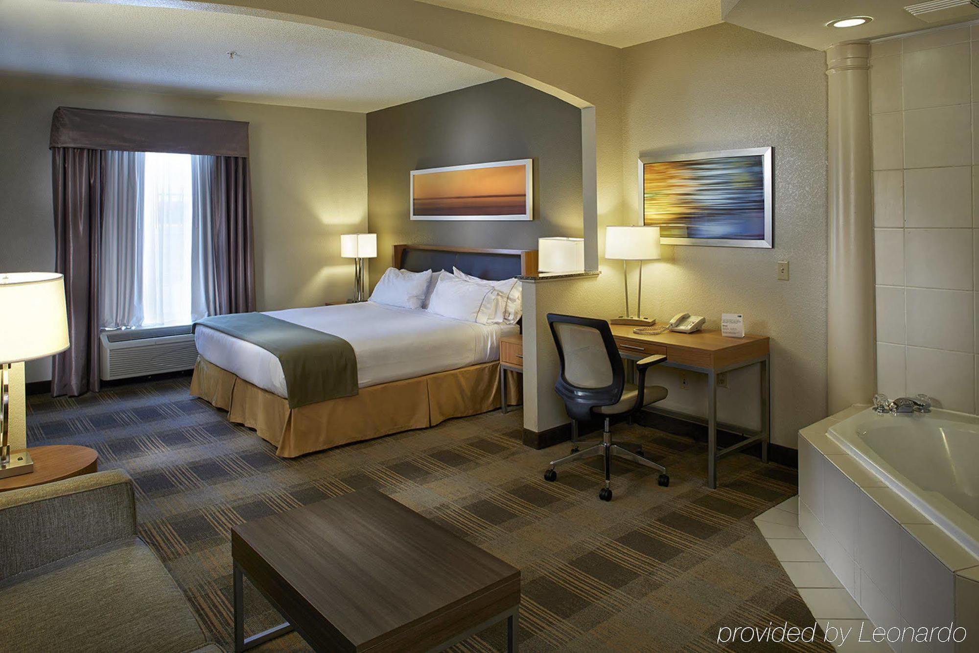 Holiday Inn Express & Suites Orangeburg By Ihg Kültér fotó